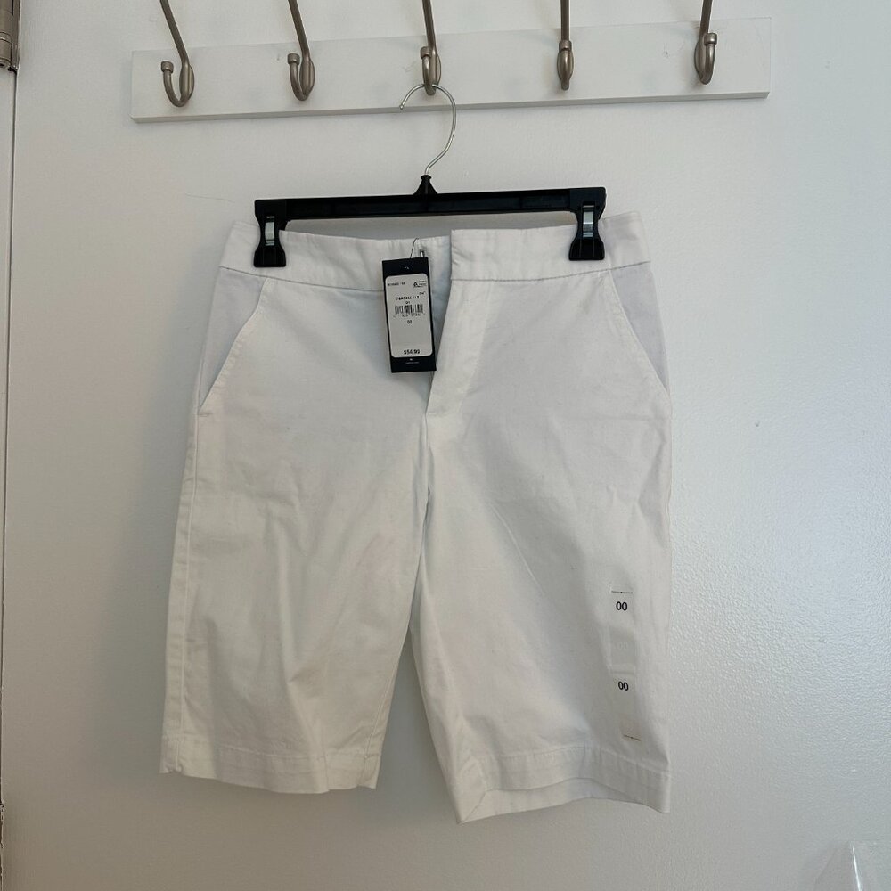 Adaptive Womens Solid Short Size XS NWT - Picture 4 of 4